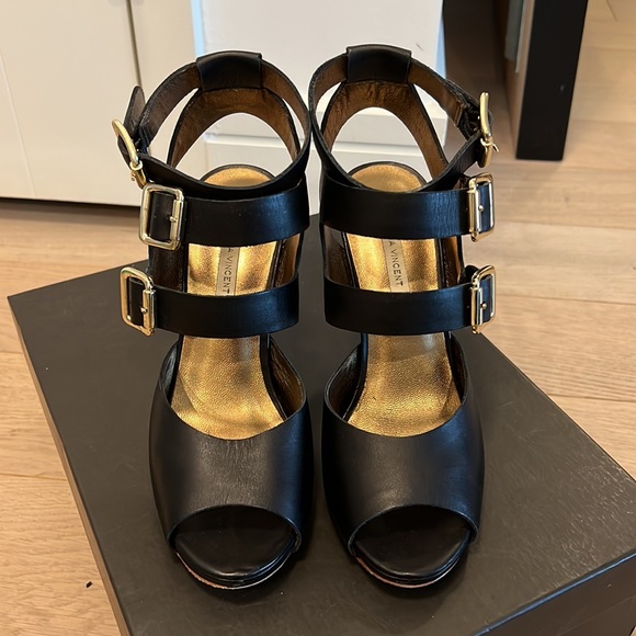 Cynthia Vincent Adele heels - Picture 8 of 8